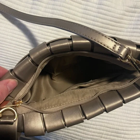 Anthropologie Woven Crossbody Bag in Taupe - Picture 4 of 4